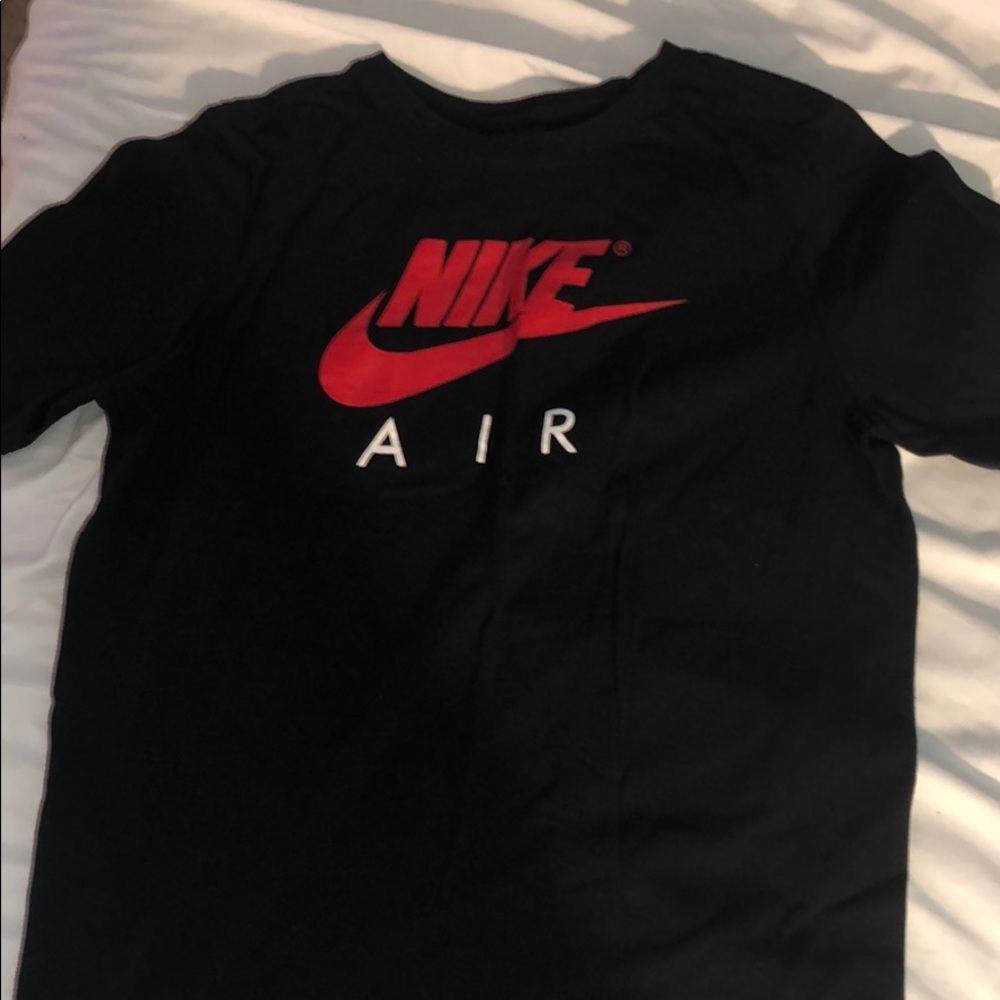 Nike short sleeve shirt